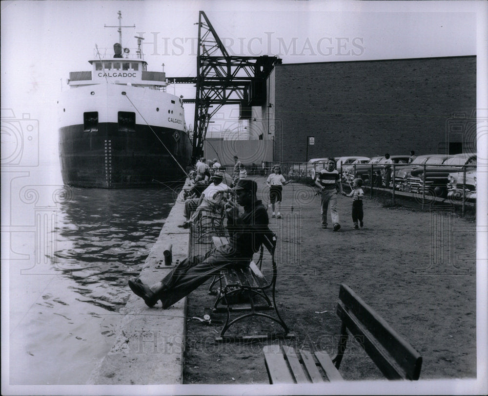 1957 Riverside Park Detroit Fishing - Historic Images