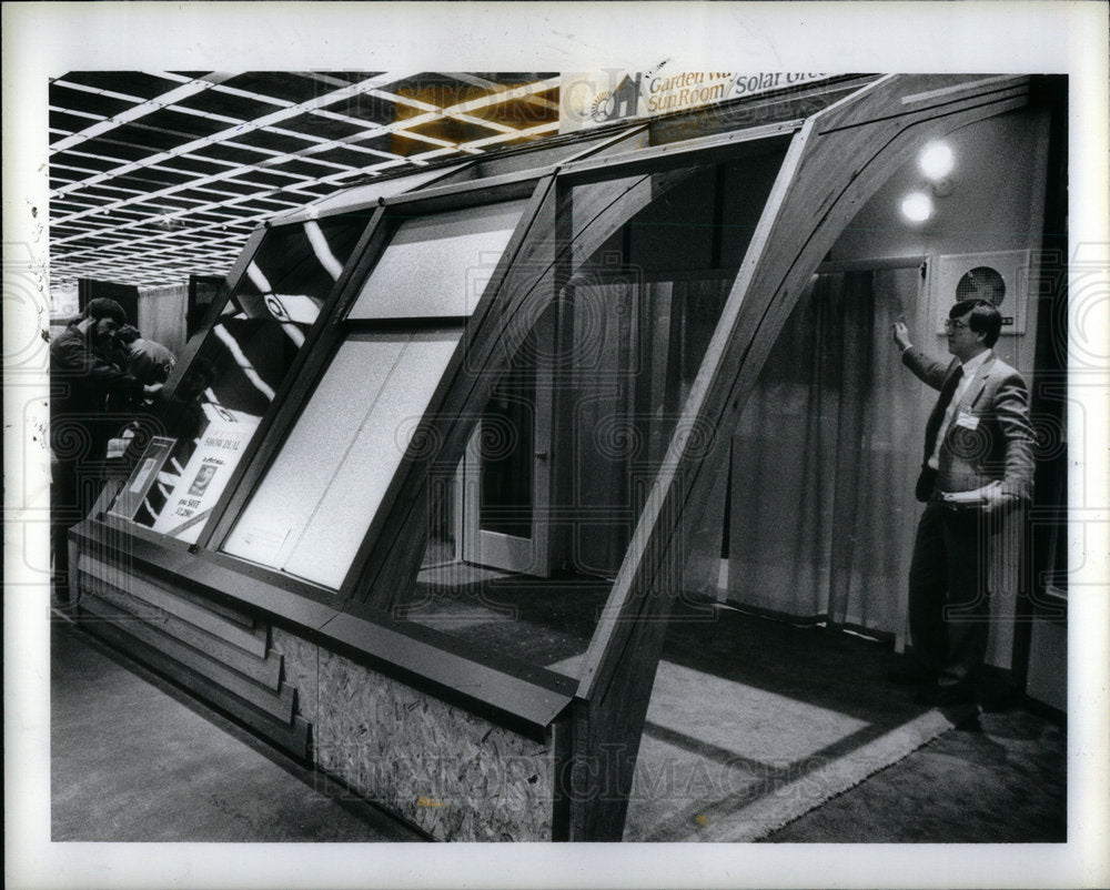 1984 Marc Juckett Garden Way Sunroom Booth - Historic Images