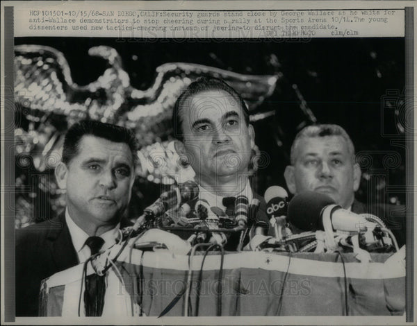 1968 George Wallace Presidential Campaign - Historic Images