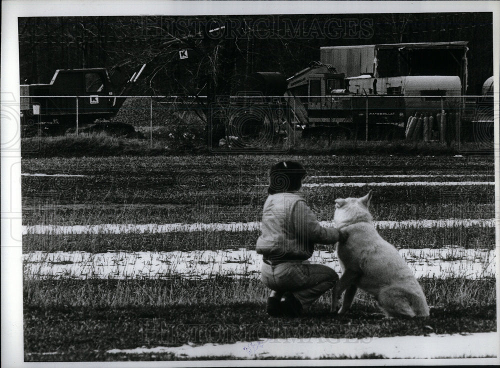 1983 Denise Koester and &quot;Rocky&quot; Watch Dump - Historic Images