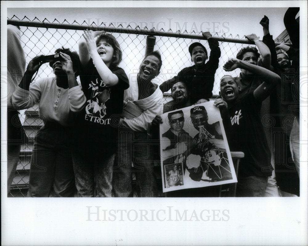 1989 Press Photo Detroit Pistons Fans - RRX04487 - Historic Images