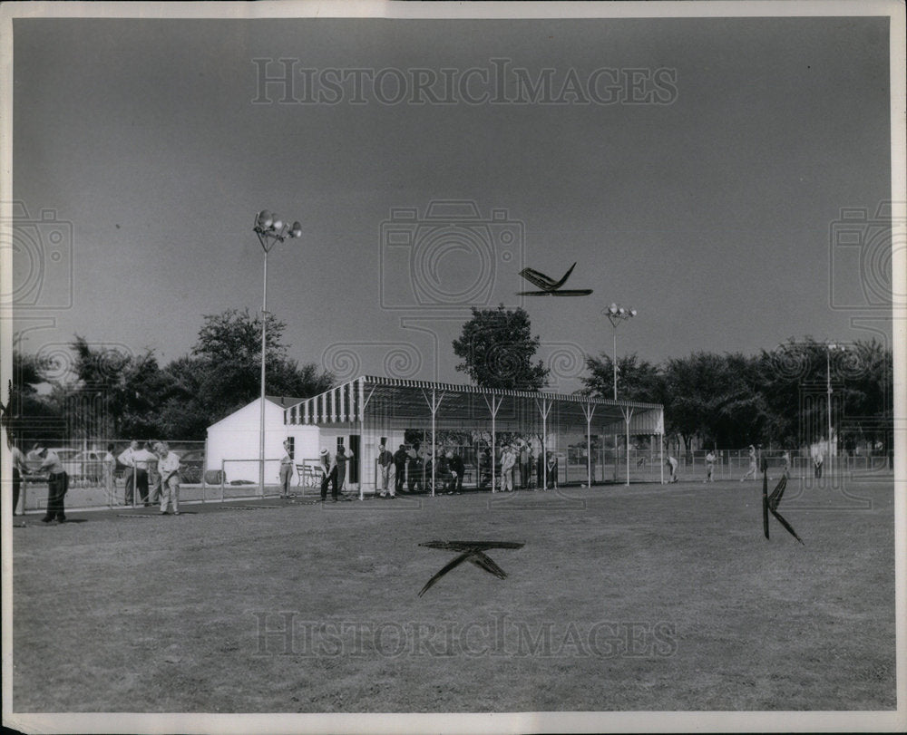 1953 Detroit Rouge Golf Range - Historic Images