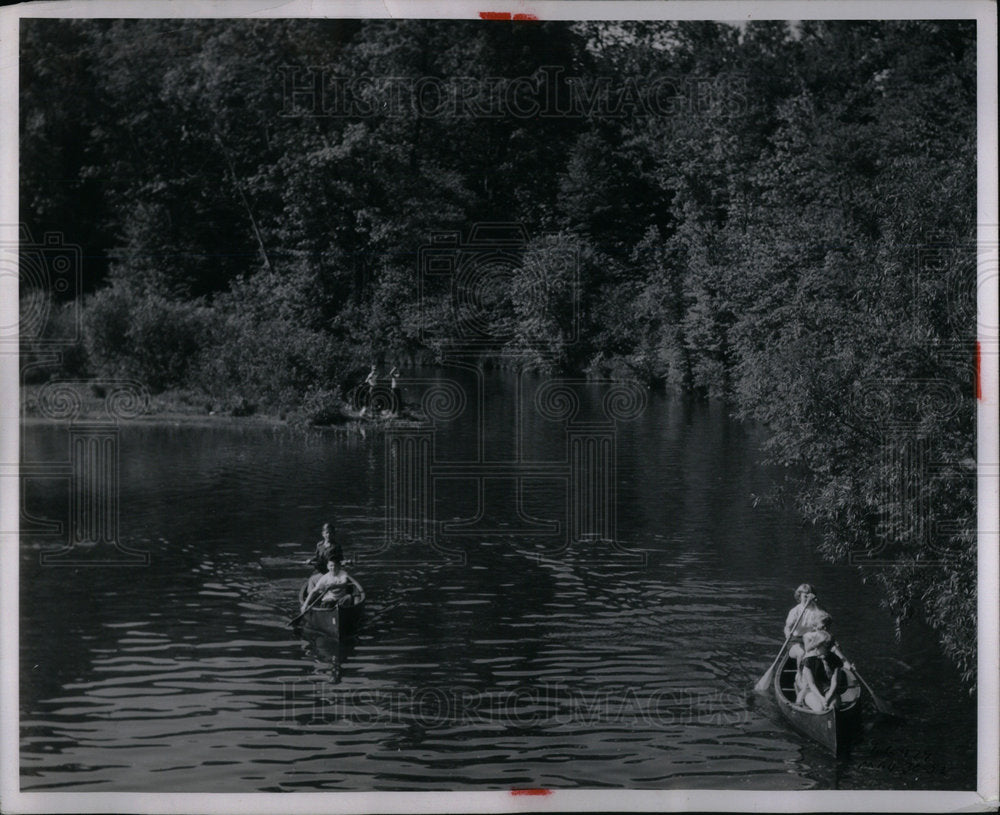 1953 River Rouge Canoe Detroit Park - Historic Images