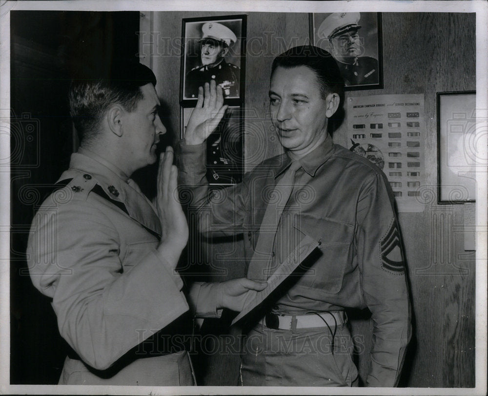 1943 Press Photo US Marines/Sgt. William Wall/Enlist - RRX04855-Historic Images