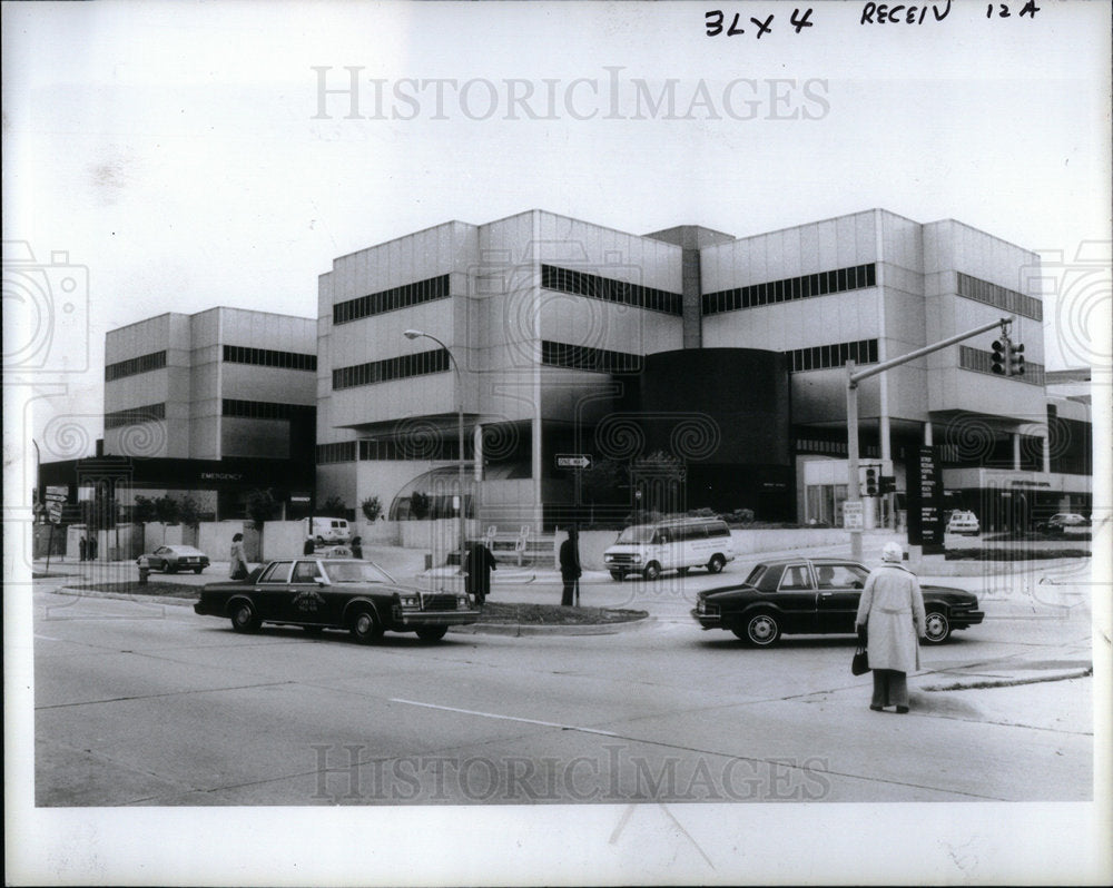 1983 Detroit Receiving Hospital MI - Historic Images