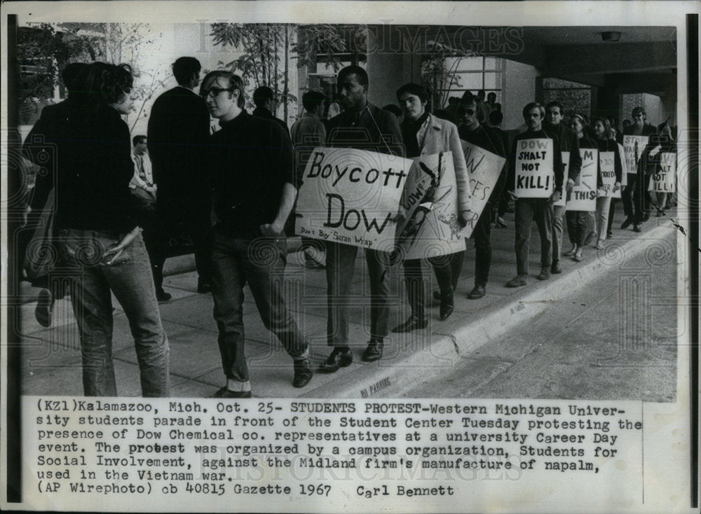 1967 Western Michigan University Students - Historic Images