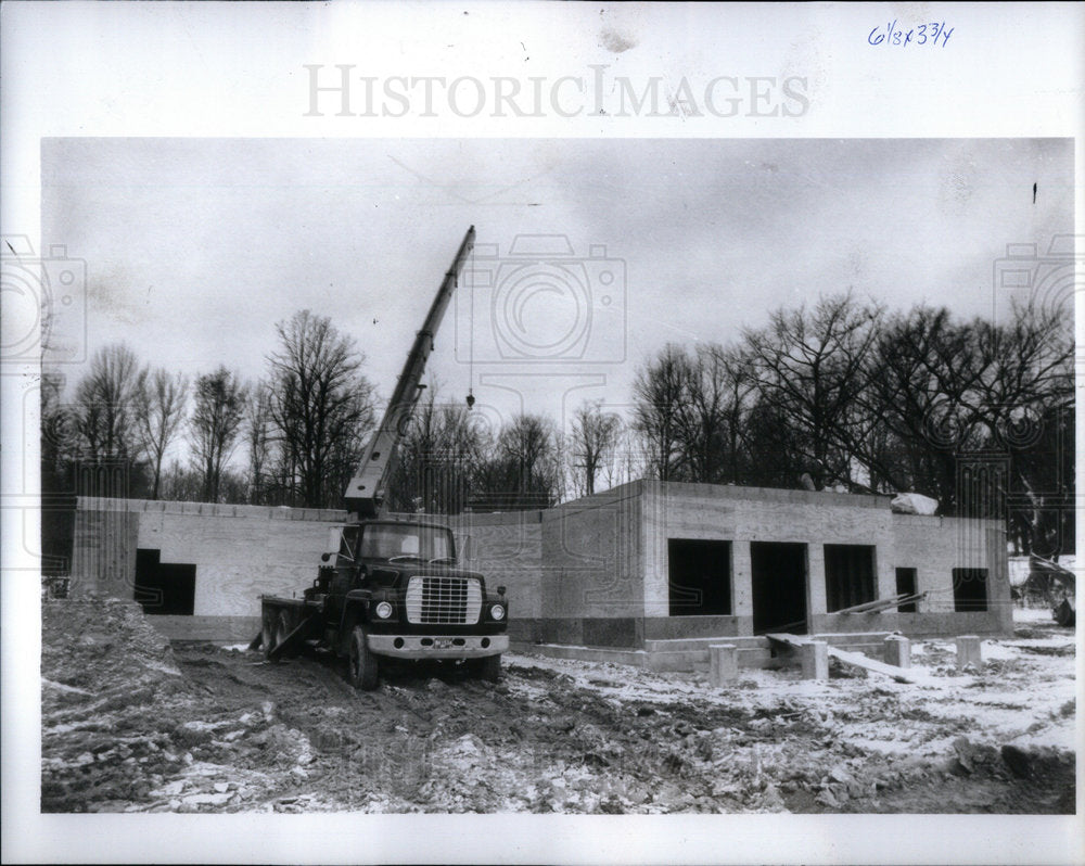 1989 House Unusual Timber Dozer - Historic Images