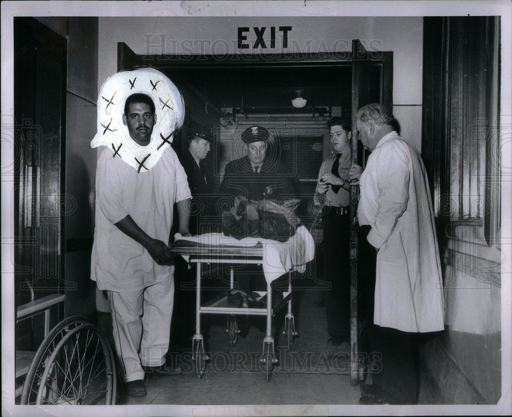 1952 Photo Detroit Hospital Receiving Emergency Ward - Historic Images