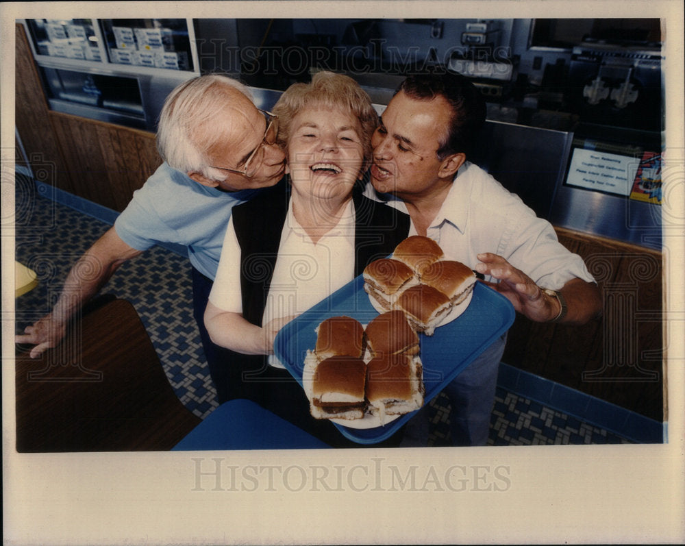 1989 Julia Mulle White Castle Manager - Historic Images