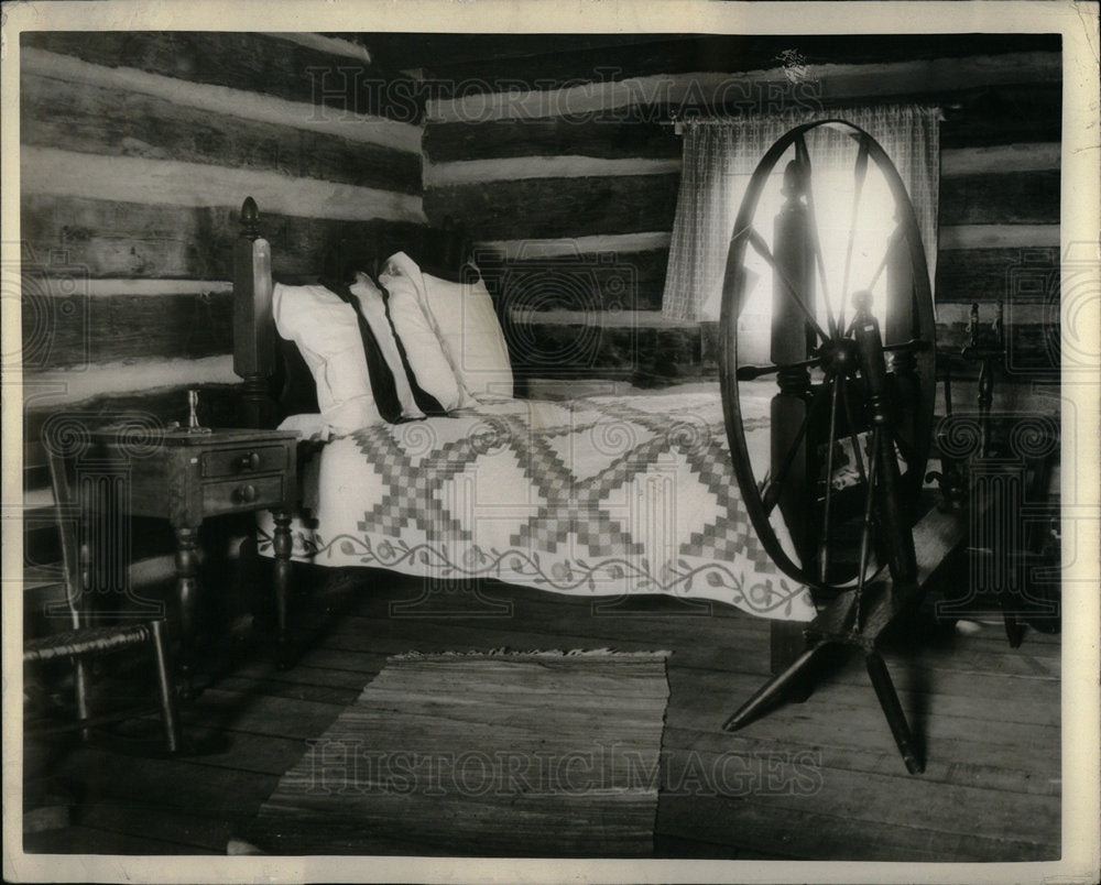 Bed Spinning Wheel - Historic Images