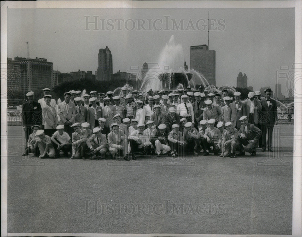 1959 Winning Newsboys Tour Windy City - Historic Images