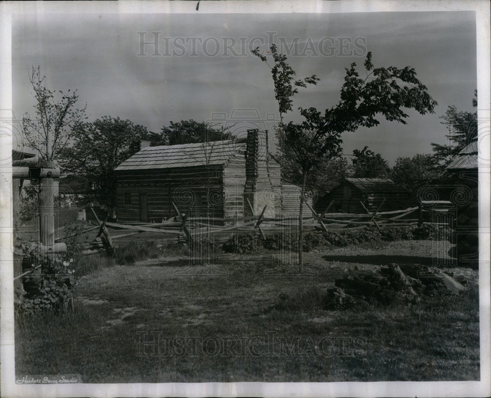 1954 Rutledge Tavern In Lincoln Village - Historic Images