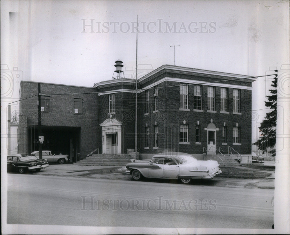 1958 Niles Muncipal Building Milwaukee - Historic Images