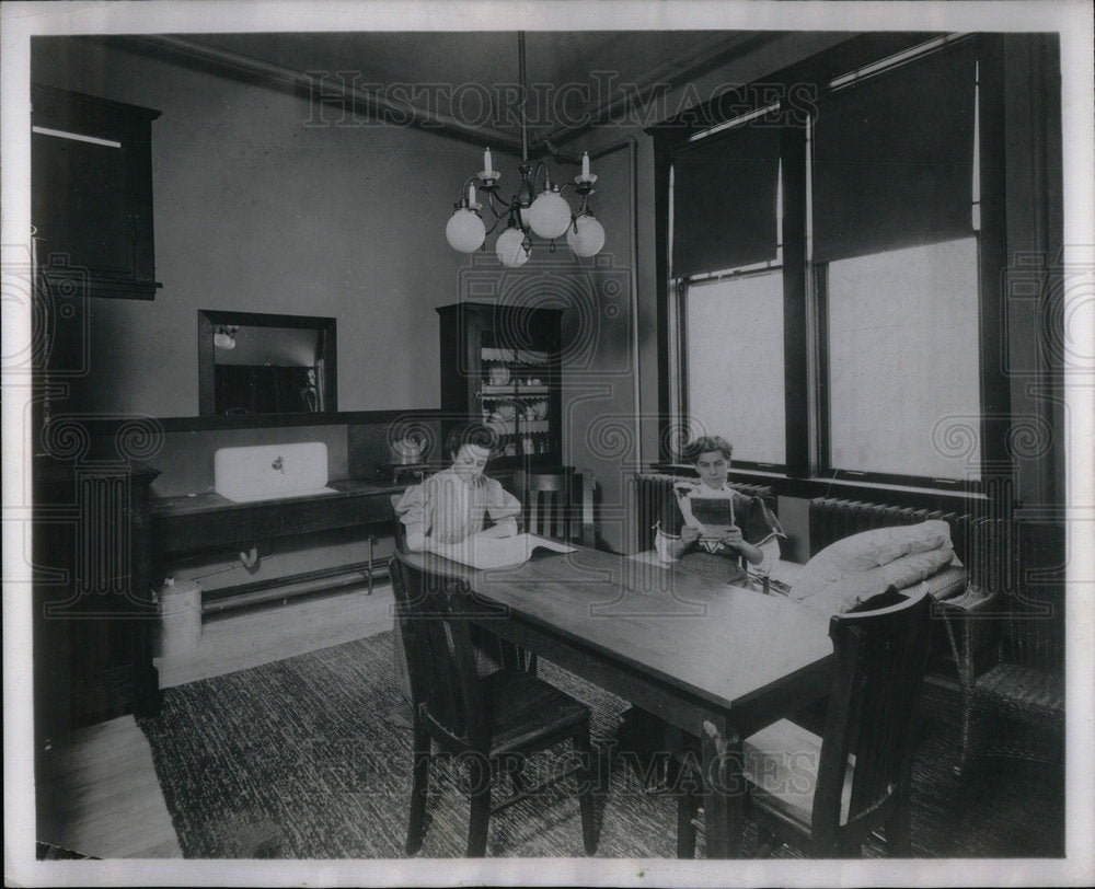 1953 telephone company lunchroom locker - Historic Images