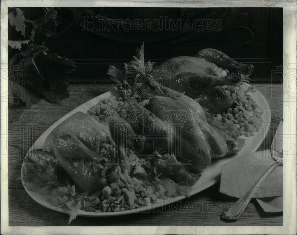 1979 Thanksgiving dinner barley stuffed hen - Historic Images