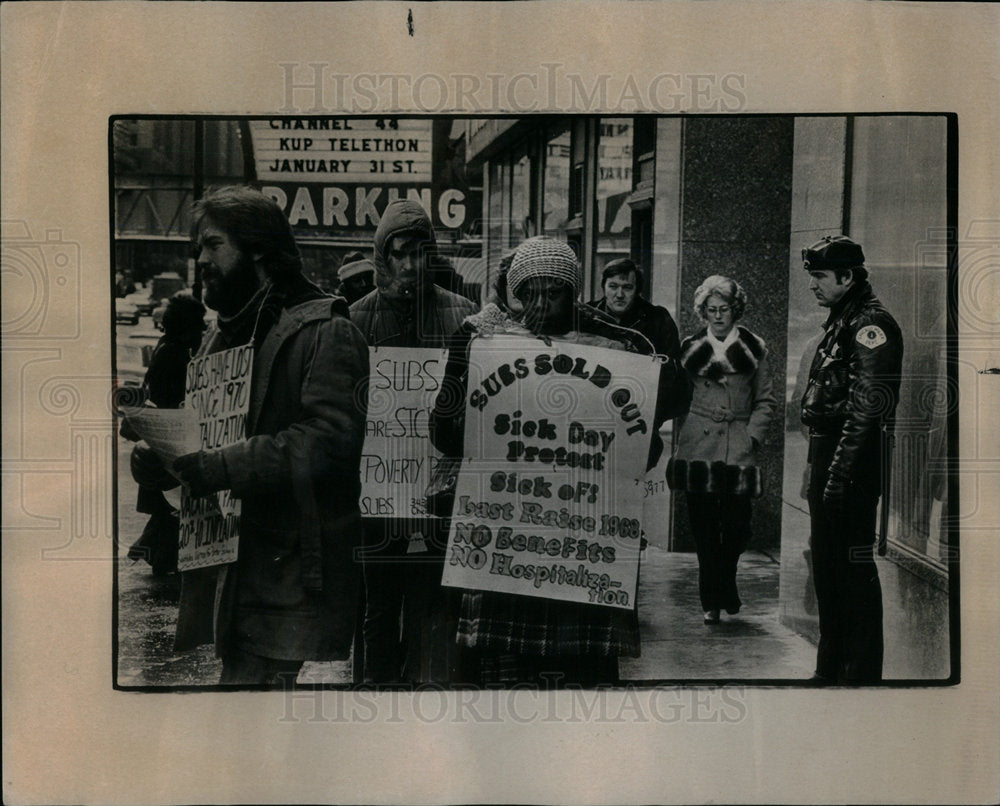 1976 Substitute Schools protest Education - Historic Images