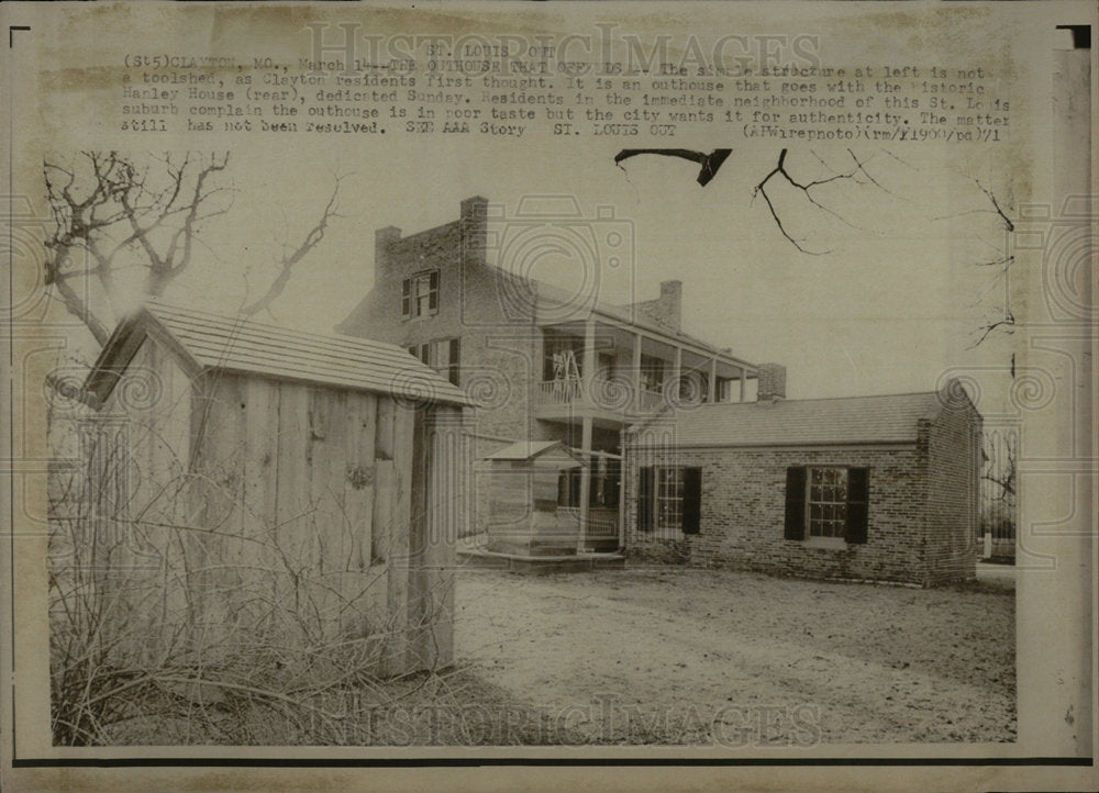 1971 Clayton residents structure tool shed - Historic Images