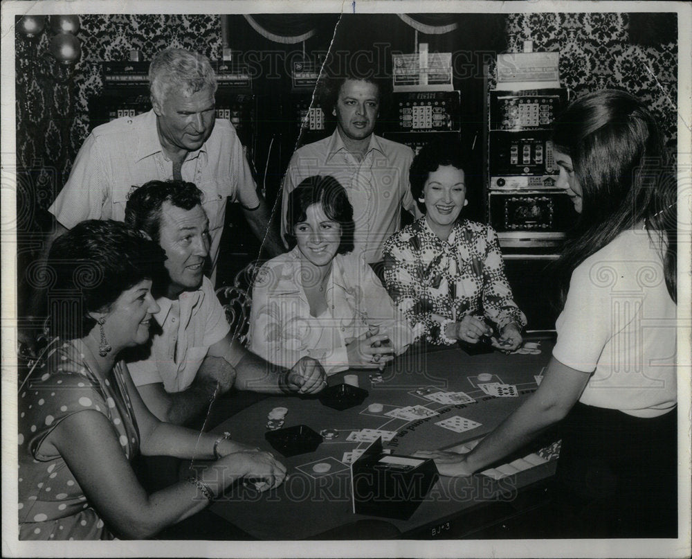 1975 Passenger Gamble Gambel High Sea - Historic Images