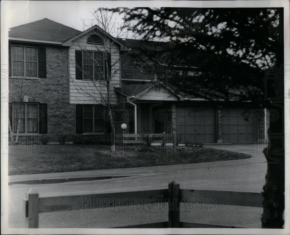 1983 Single Family Home Rivers Edge - Historic Images