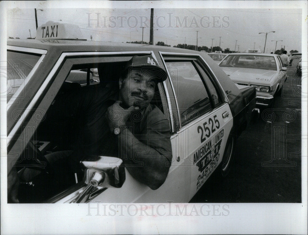 1989 CAB FARE HIKE JAMES WHEELER - Historic Images