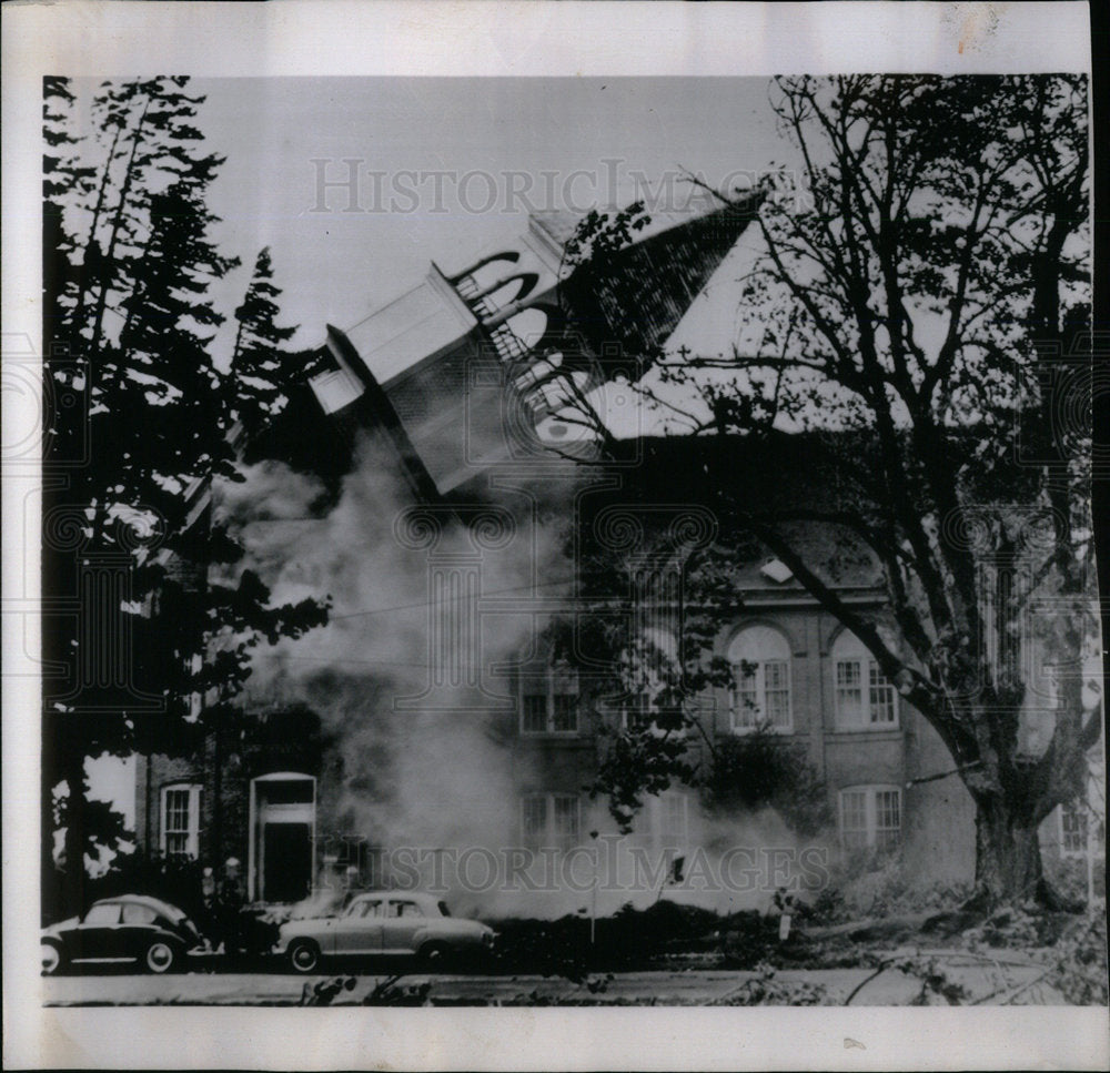 1962 Oregon College Campbell Hall storm - Historic Images