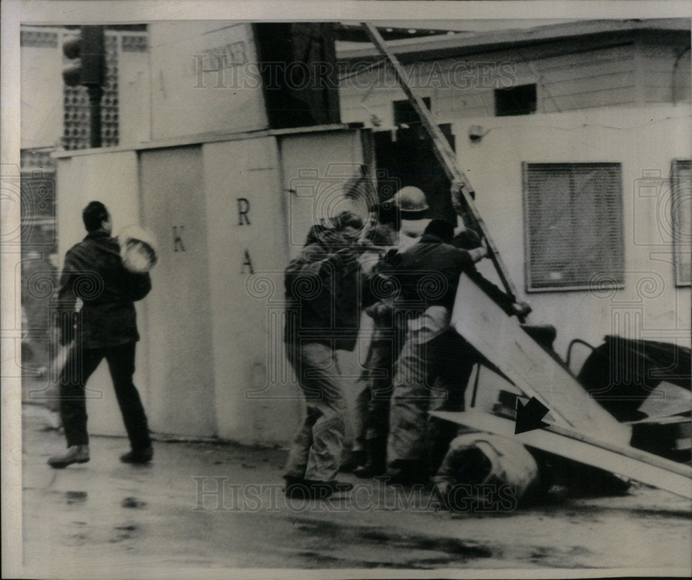 1963 Wind Storm William MacAnanny ripped - Historic Images