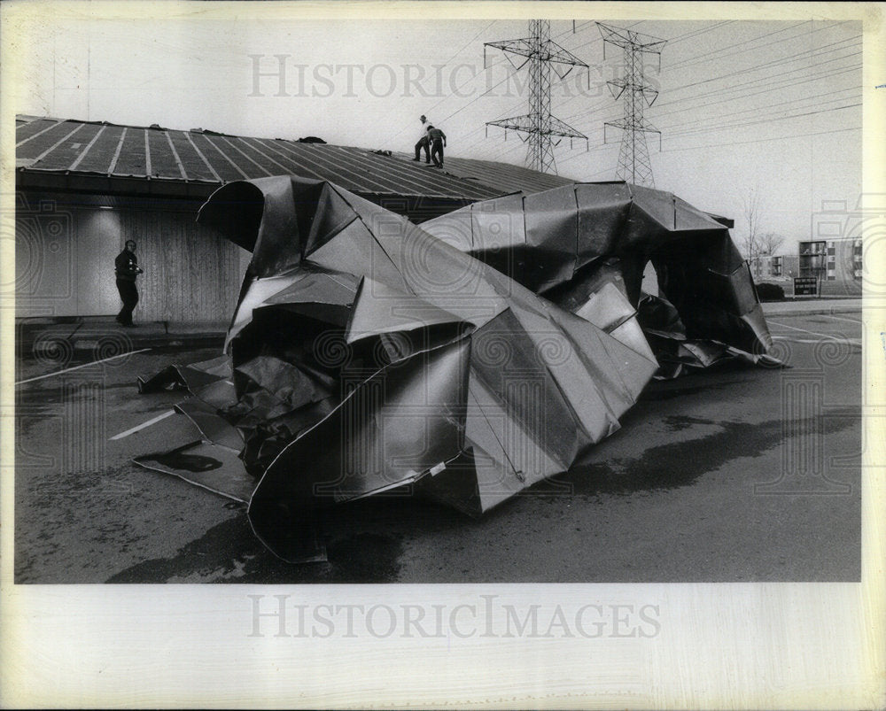 1961 Elk Grove Post Office High Winds Roof - Historic Images