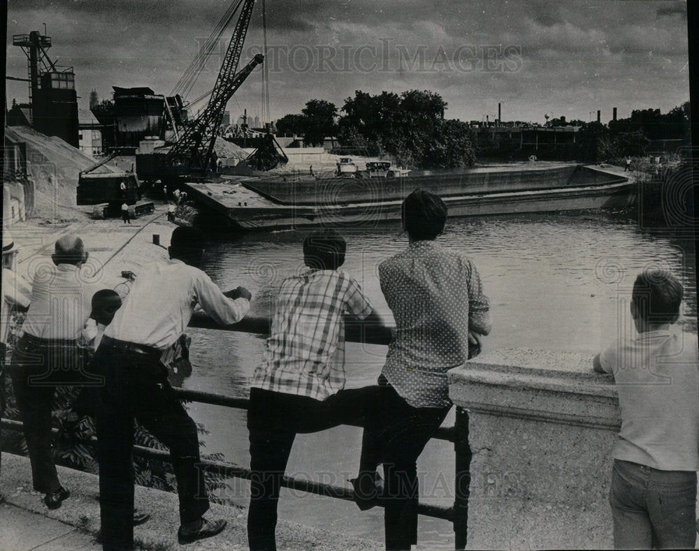 1968 Chicago River Belmont Wind Storm - Historic Images