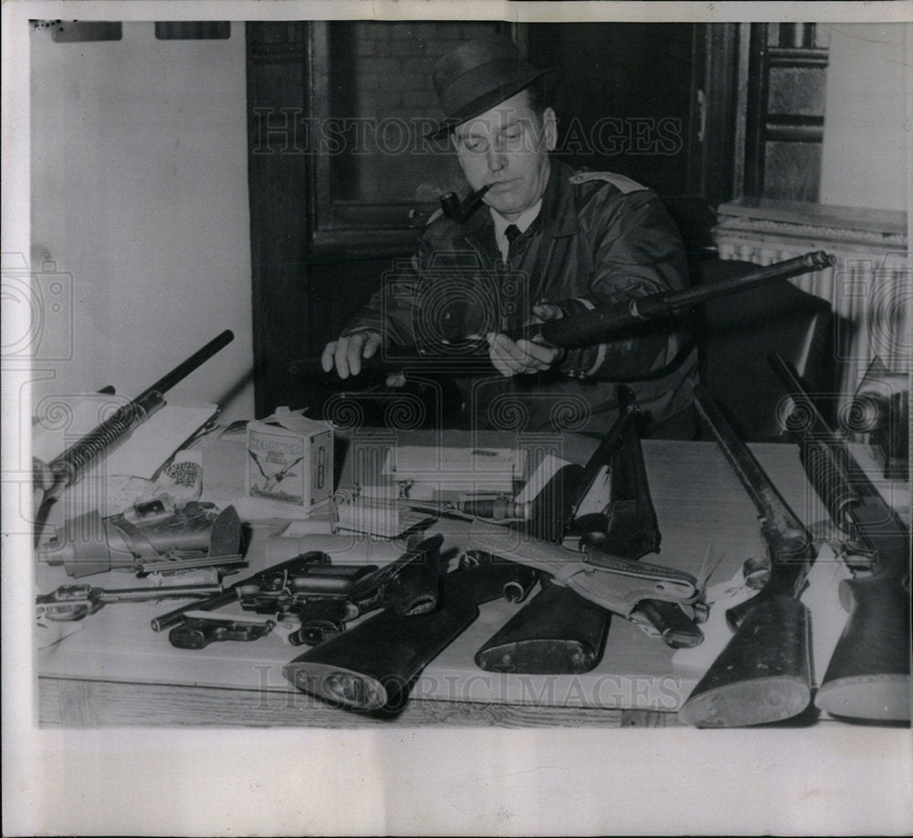 1959 Sheriff Everett Stovern gun Wilson Co - Historic Images