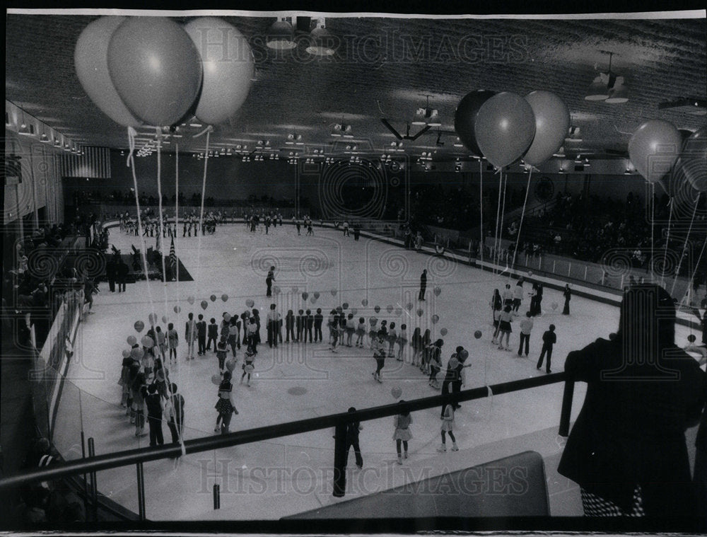 1975 Mayor Richard deley skater sports - Historic Images