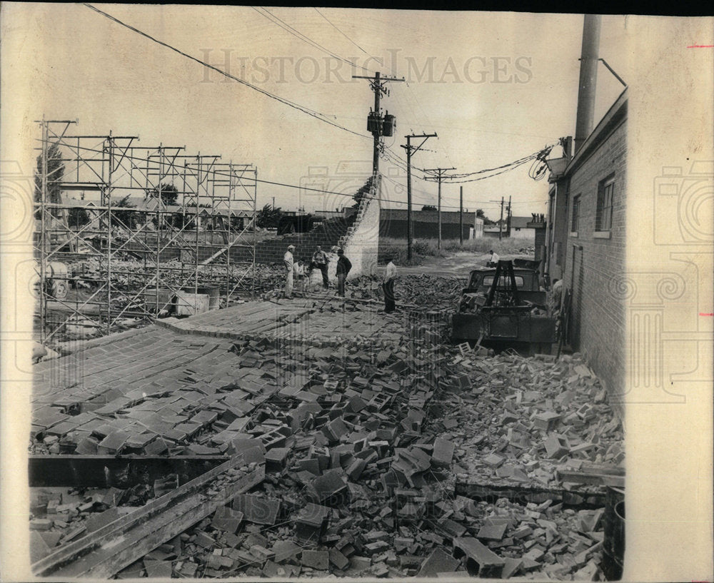 1965 Stolknik Drug Corp Factory Storm Brick - Historic Images