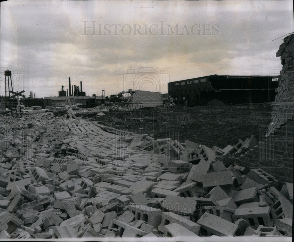 1966 Zayre department wall felled high wind - Historic Images