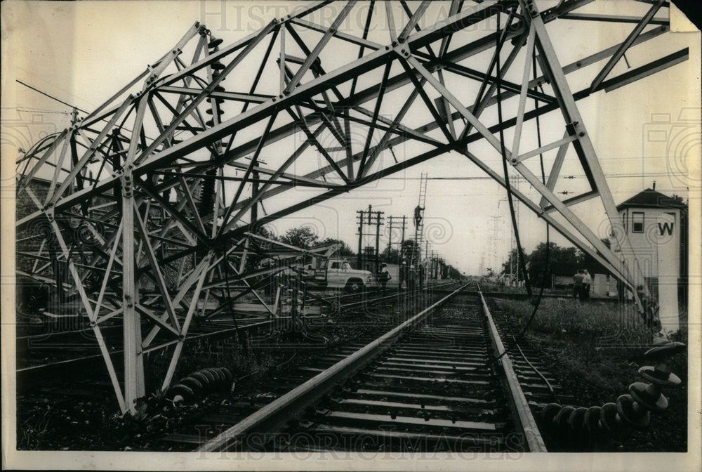 1964 Wind strom smashed Chicago east Halst - Historic Images