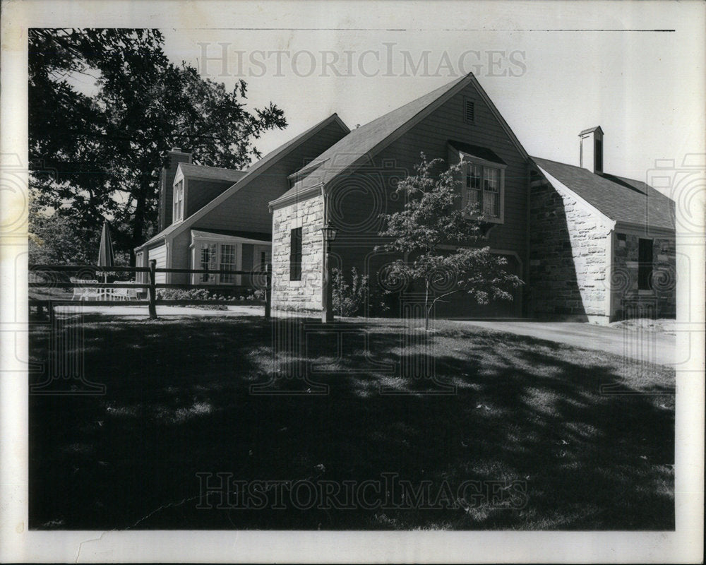 1977 Charles Ferson Creek Manor House Land - Historic Images