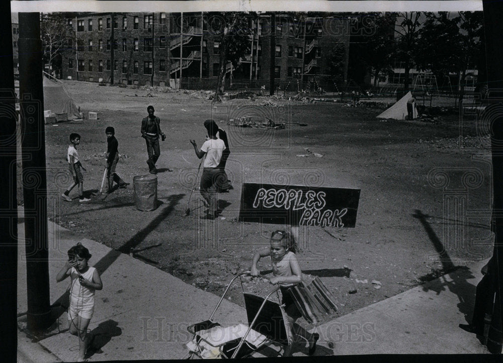 1969 Arbitrager Halsted People Park - Historic Images