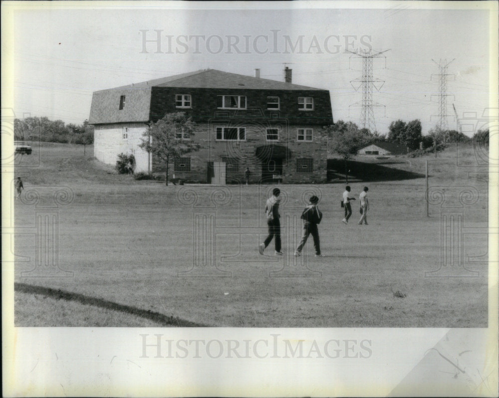 1984 Maryville Campus Jeannette Winkler - Historic Images