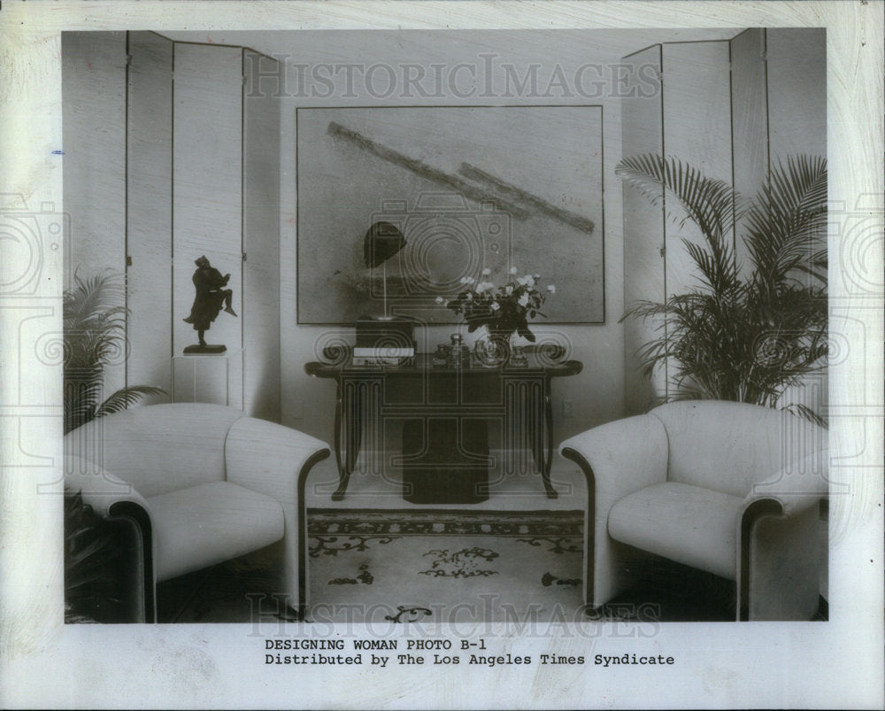 1984 Design Living Room Balance Focus - Historic Images