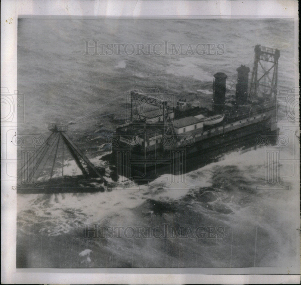 1961 sea battered Dredge storm 10 crew men - Historic Images