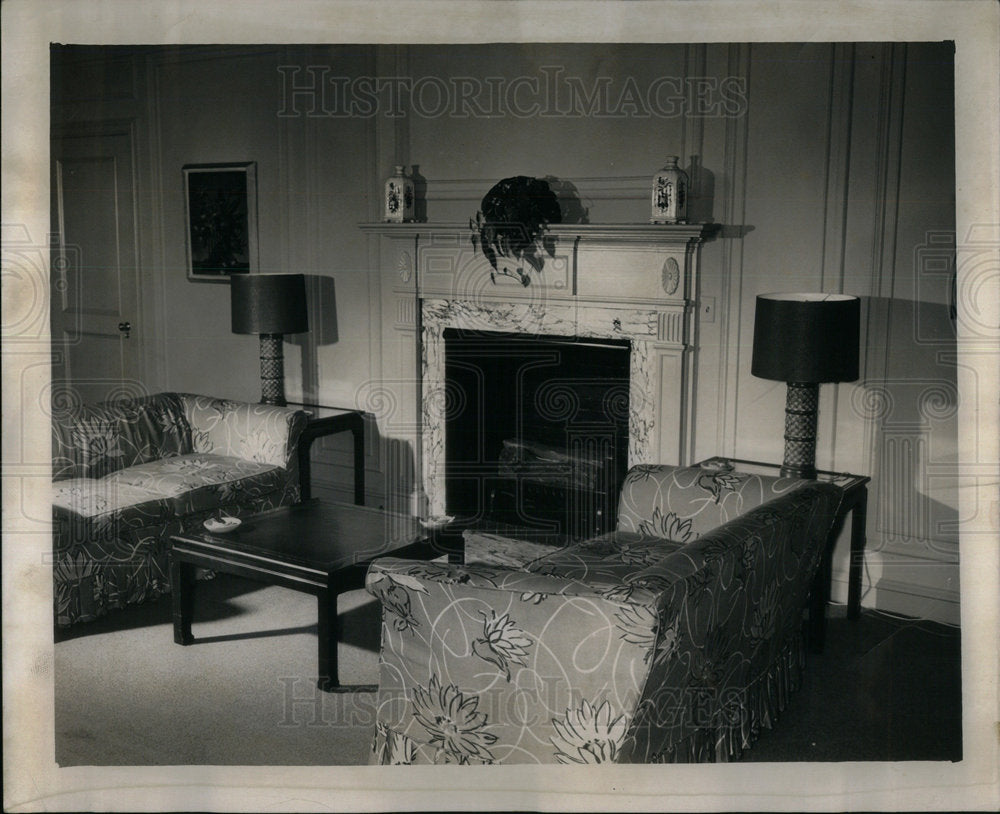 1953 Fireplce KIng Queen Greece Suite Darke - Historic Images