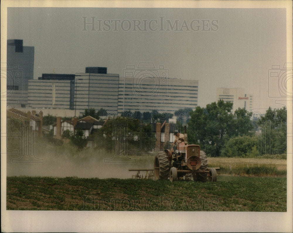 1988 Elk Grove Township Farm Tractor - Historic Images