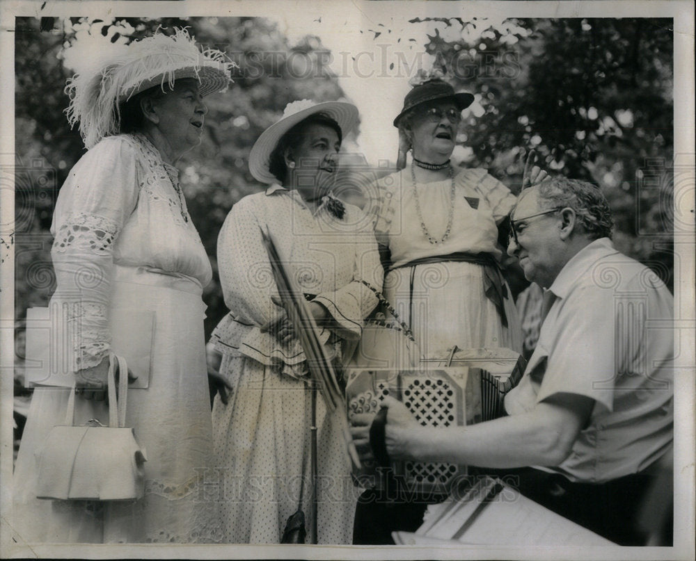 1951 Get together Altha Gookins Anna Adams - Historic Images