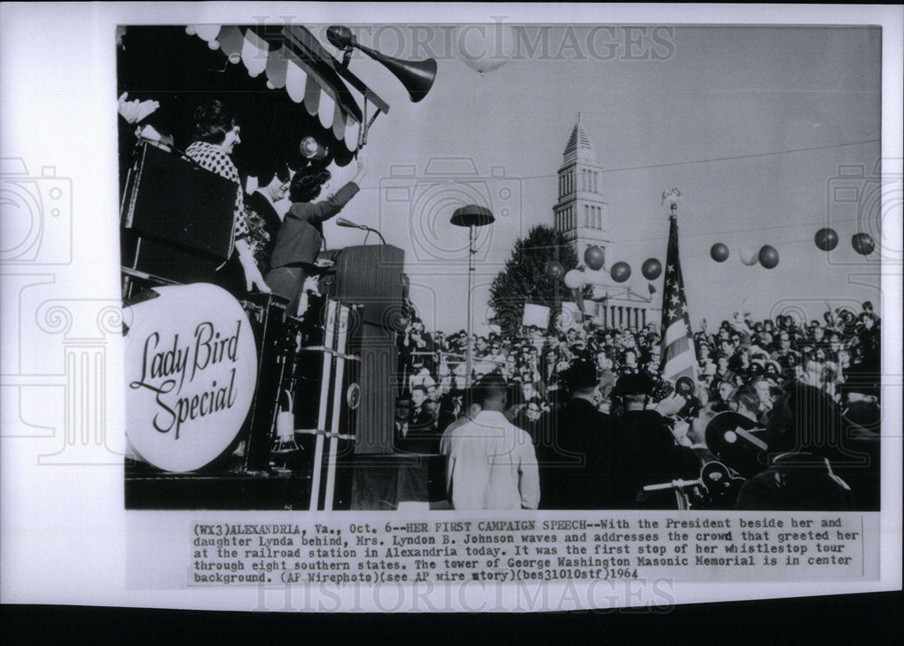 1964 Lyndon Johnson President Speech Crowd - Historic Images