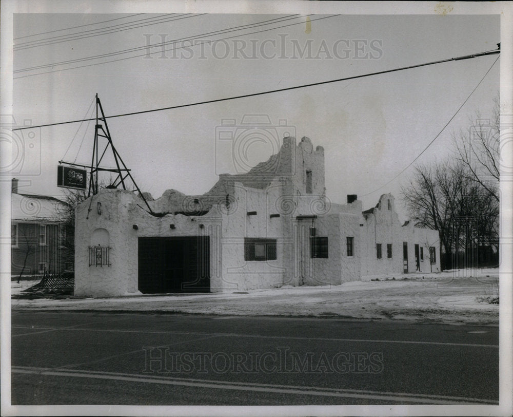 1953 River Road Lawrence Sunrise Club North - Historic Images