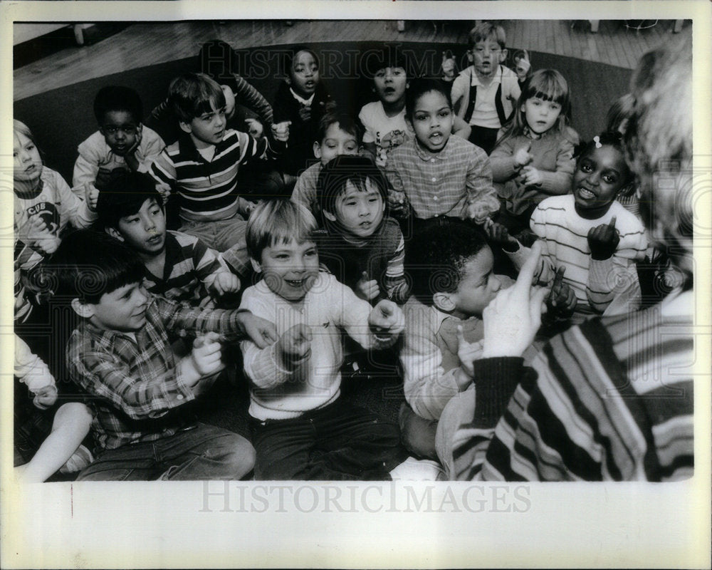 1985 Kindergarten Children Games Class - Historic Images