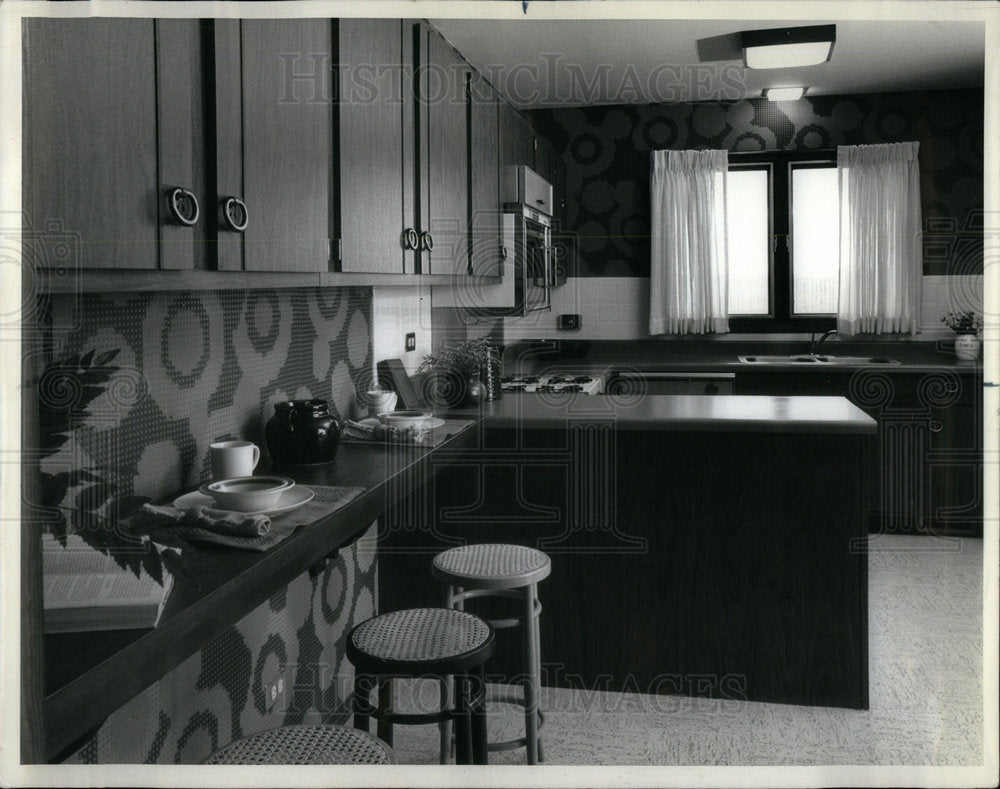 1970 Kitchen York Rancell model Pink grey - Historic Images