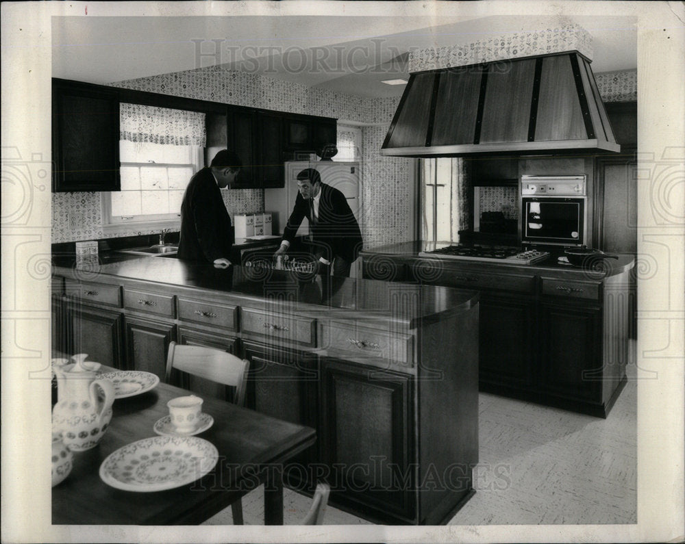 1969 Arlington Heights Kingsbridge Kitchen - Historic Images