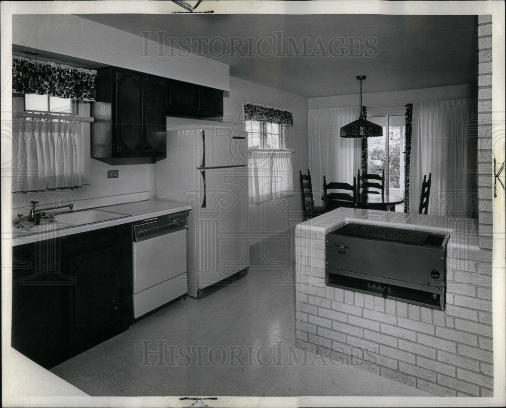 1964 Beautiful Kitchen North brook Interior - Historic Images