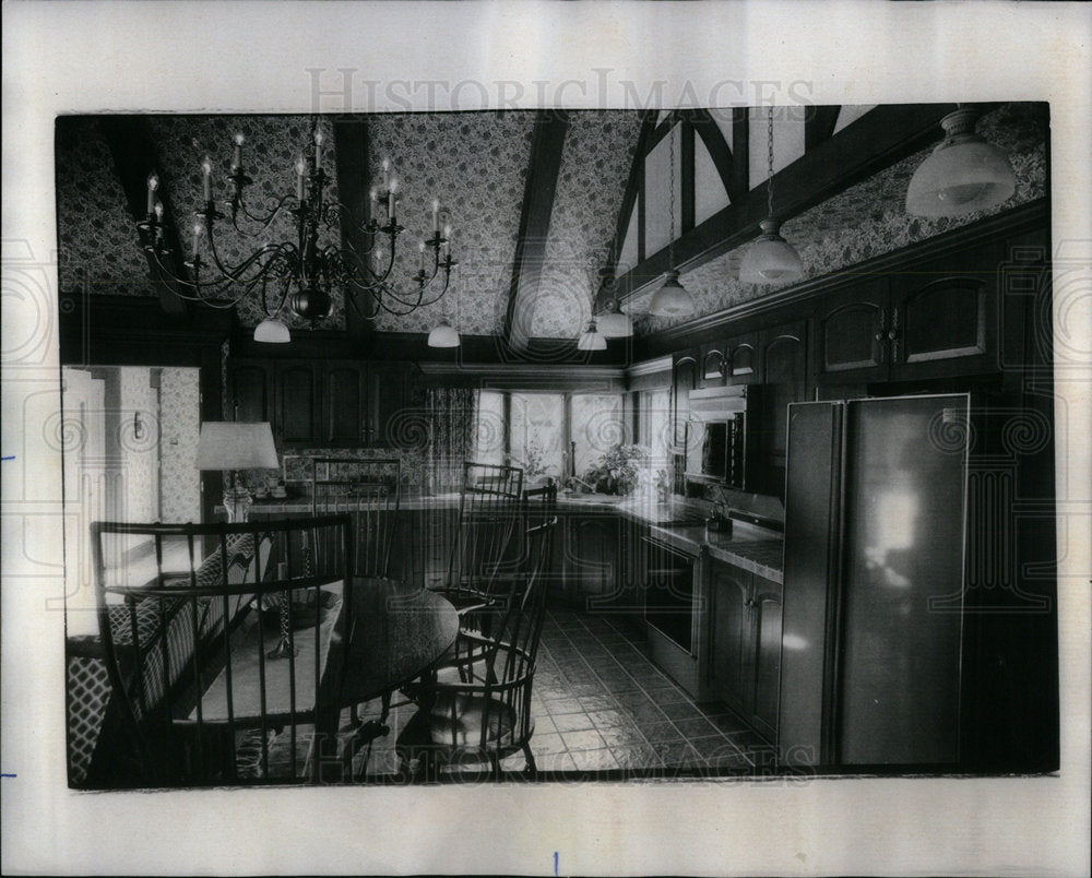 1976 Kitchen Solid Wood Top Cabinet Beam - Historic Images