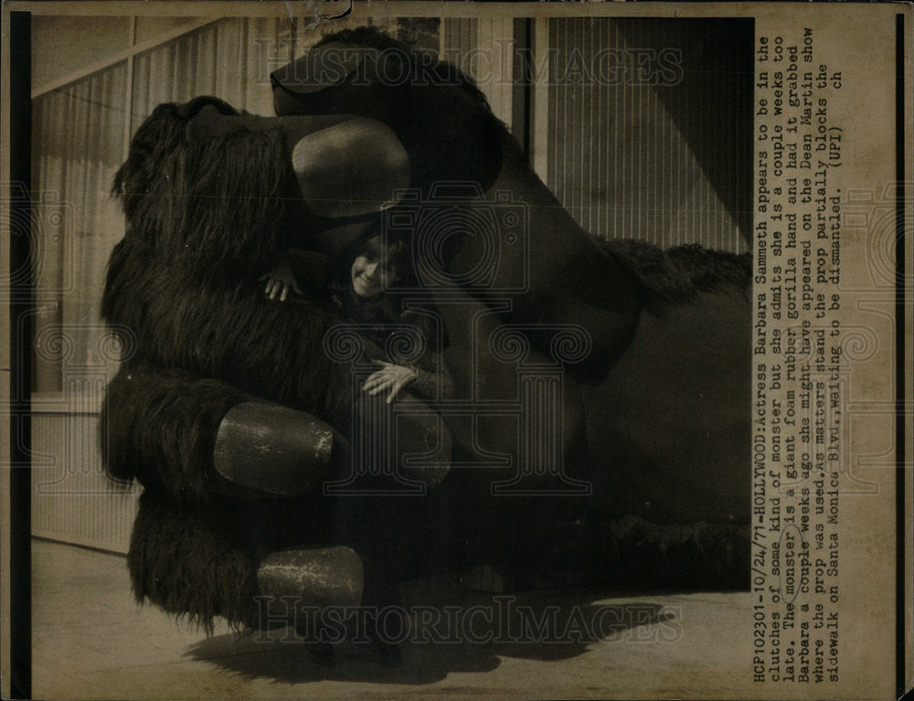 1971 Barbara Sammeth Monster Gorilla Prop - Historic Images