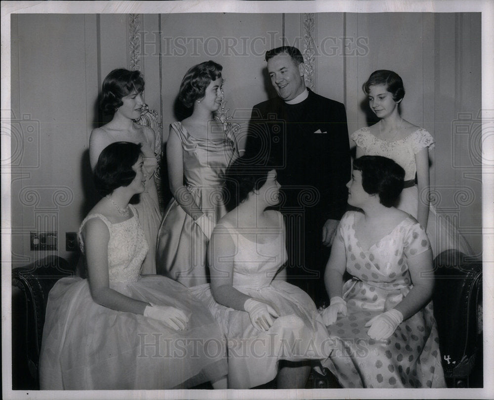 1960 Little flower council of the Carmelite - Historic Images